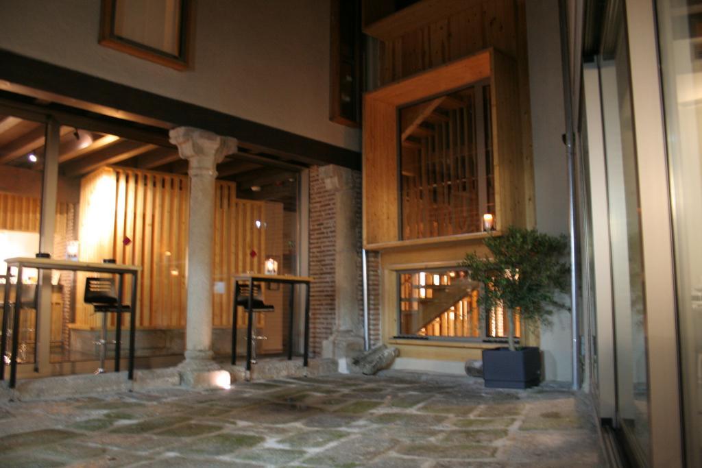 El Encanto Hotel & Cafeteria อาบีลา ภายนอก รูปภาพ