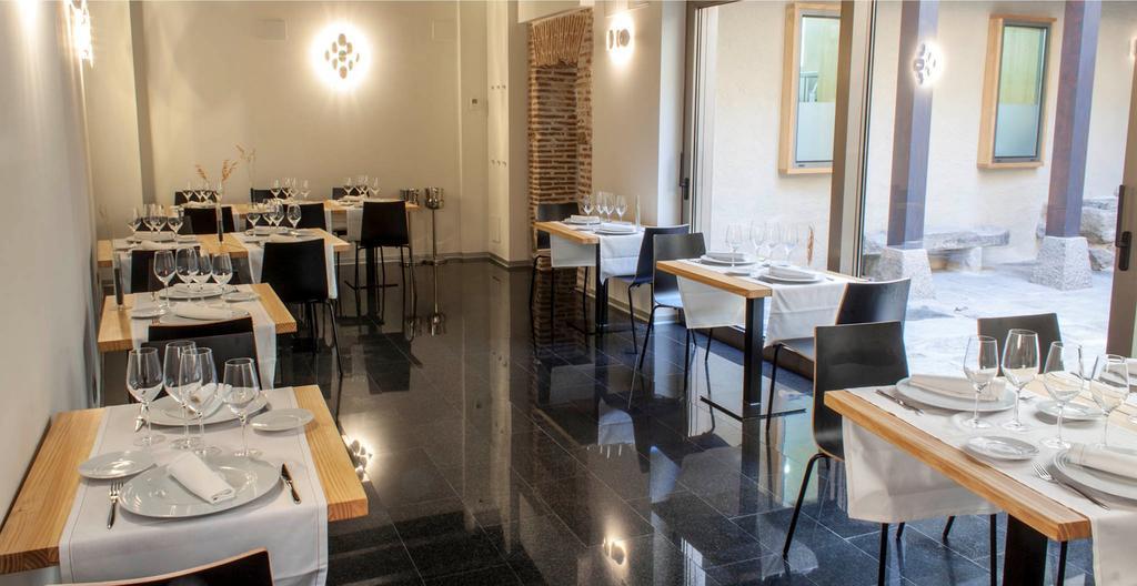 El Encanto Hotel & Cafeteria อาบีลา ภายนอก รูปภาพ